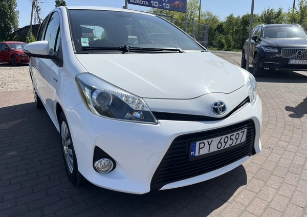 Toyota Yaris cena 39500 przebieg: 106000, rok produkcji 2014 z Biłgoraj małe 211